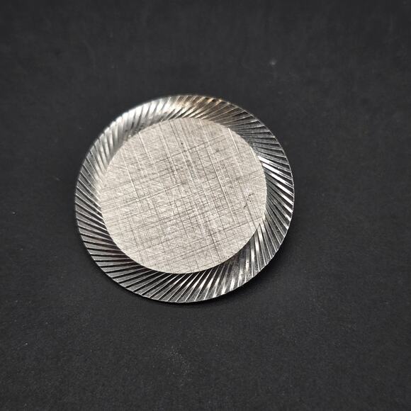 Lamode Sterling Silver Brooch Circle Brooch Edged Design - Picture 1 of 10